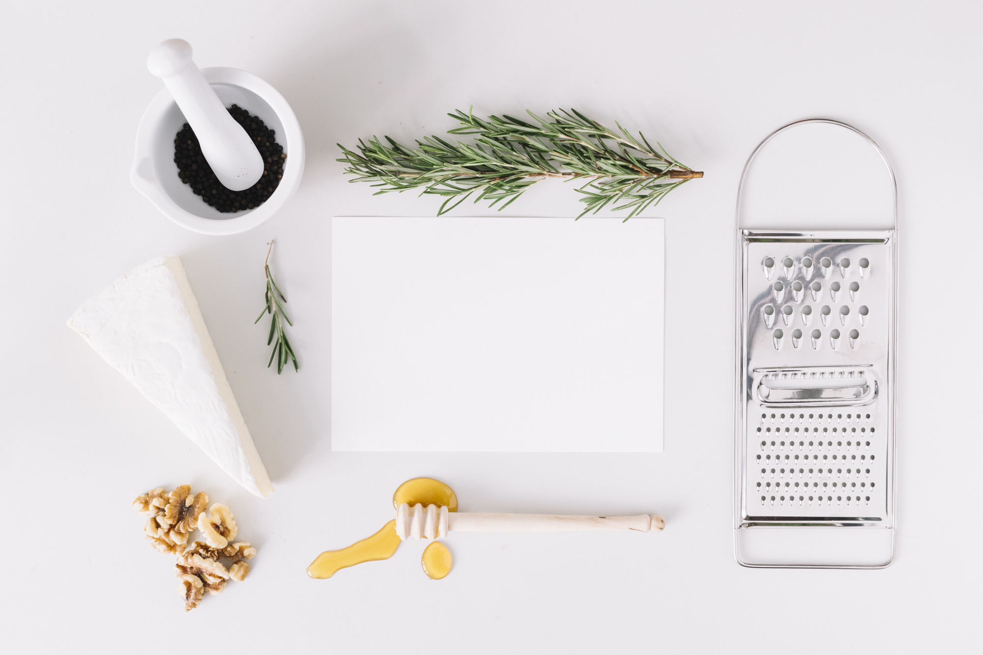 Subscription package visual with kitchen tools